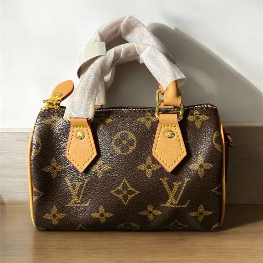 Nano Speedy Handbag [COPY] - Picture 1 of 6